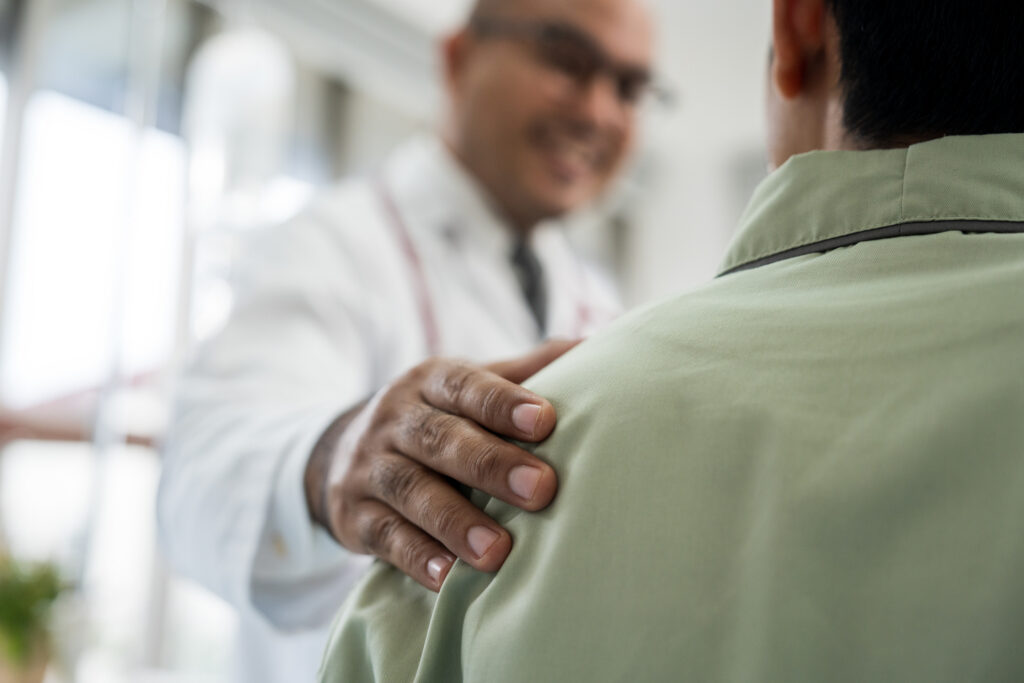 Doctors Encourage Patients Recovery Service